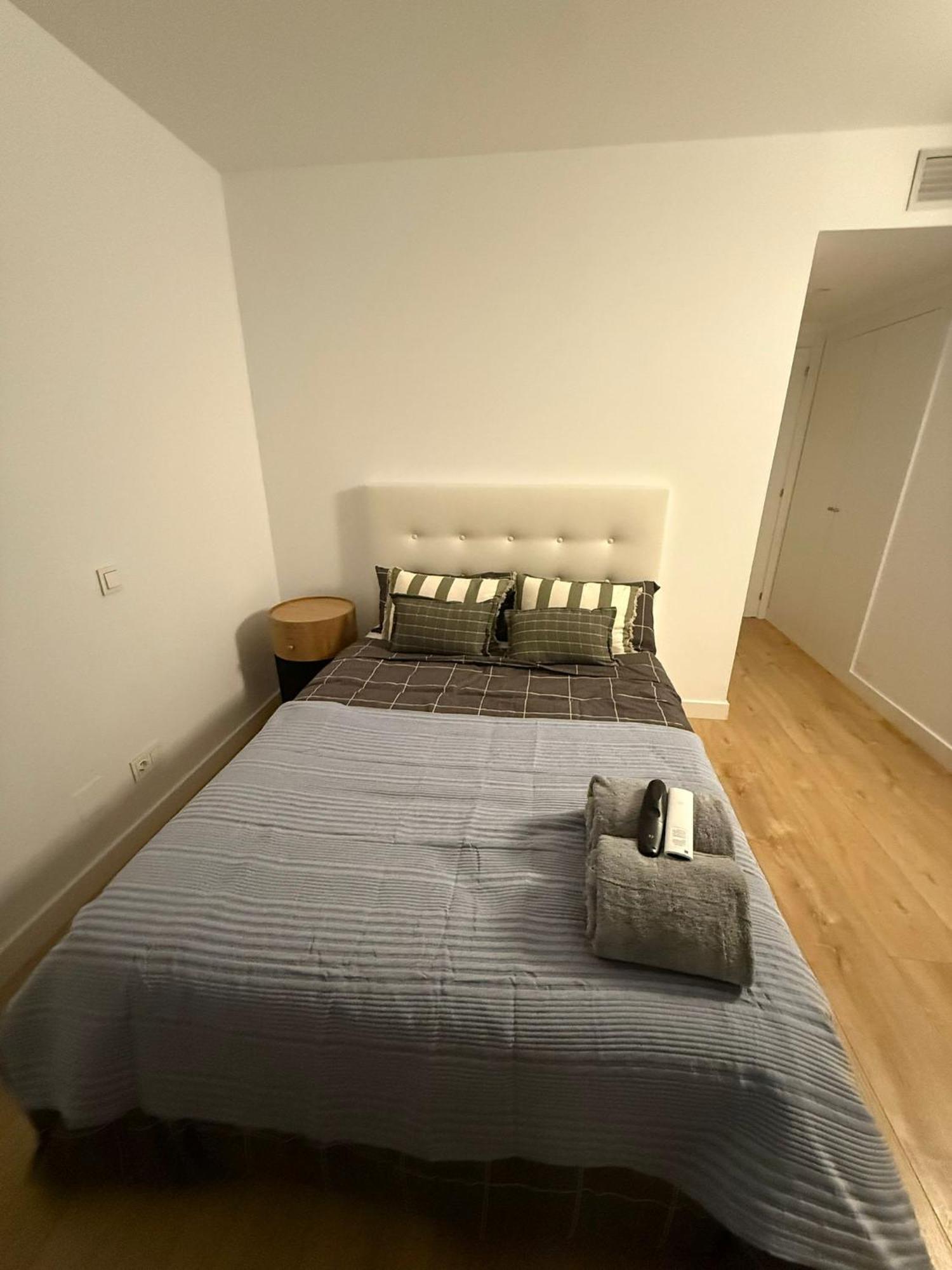 To Room Madrid Castellana エクステリア 写真