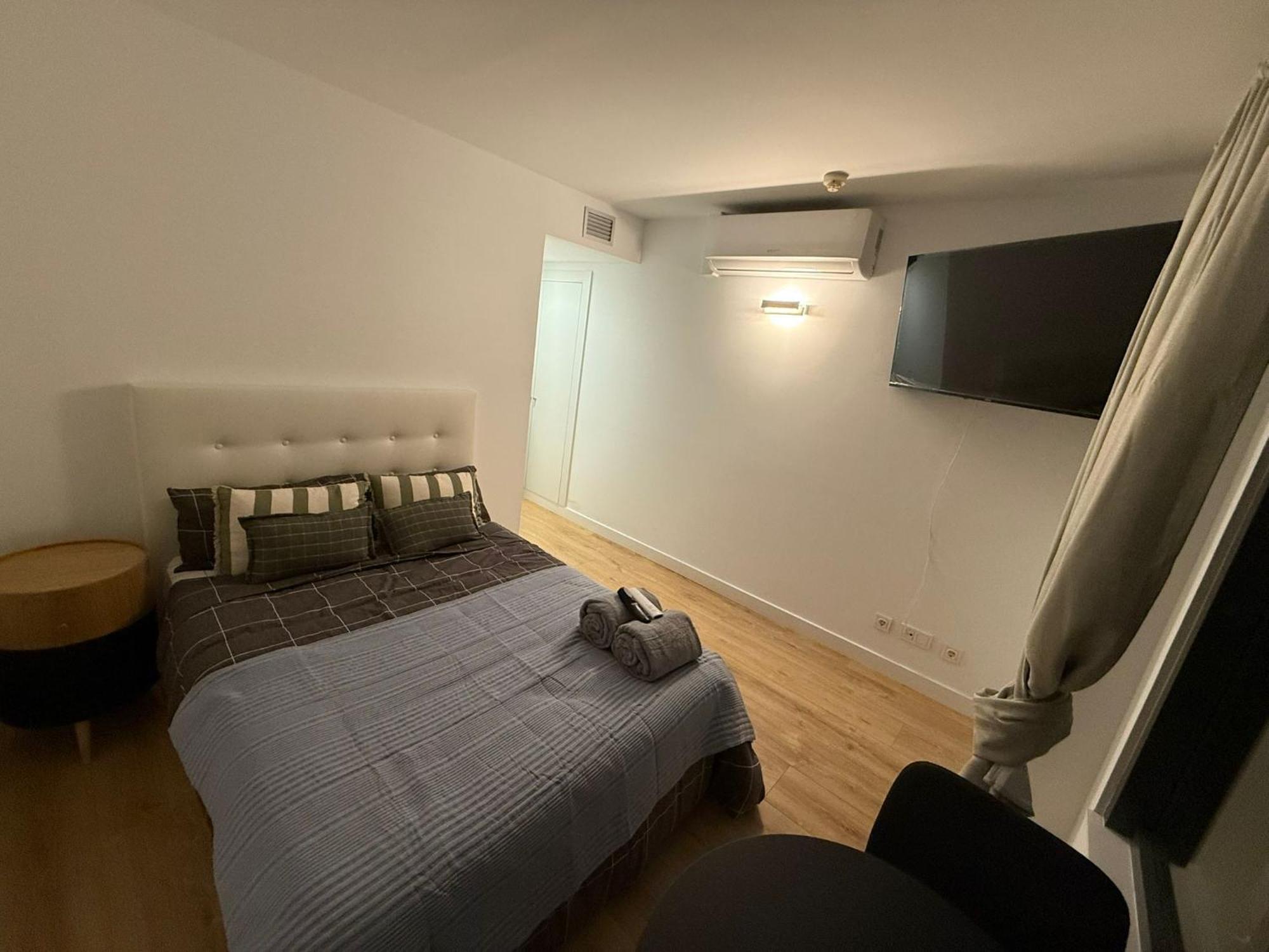 To Room Madrid Castellana エクステリア 写真